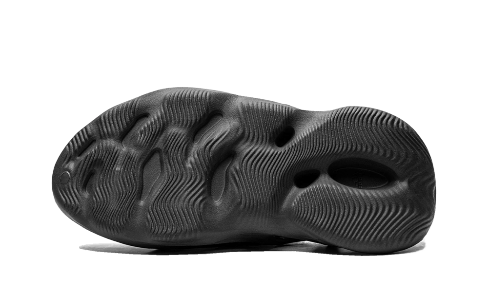 Yeezy Foam RNNR Onyx - soleHub